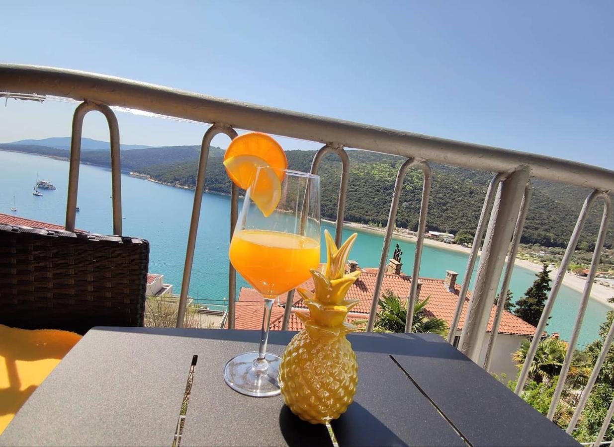 Apartment Noemi With A Direct Beach View Rabac Zewnętrze zdjęcie