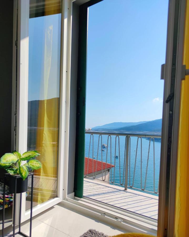 Apartment Noemi With A Direct Beach View Rabac Zewnętrze zdjęcie