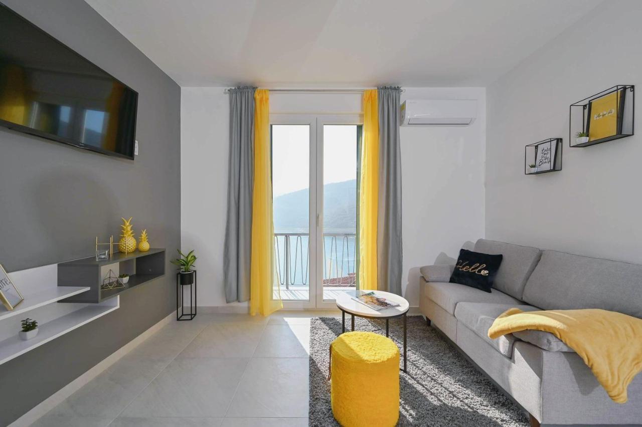 Apartment Noemi With A Direct Beach View Rabac Zewnętrze zdjęcie